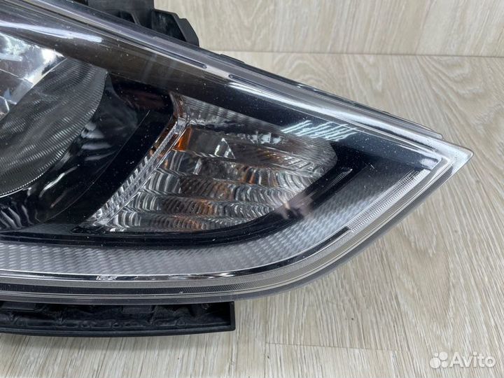 Фара передняя правая Hyundai Solaris 2