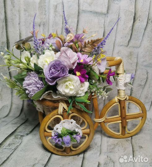 Интерьерные композиции с искусственными цветами