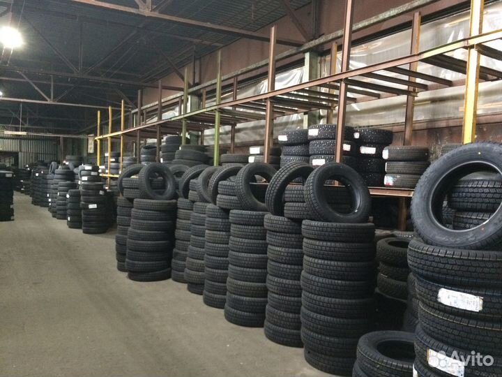 Evergreen EU72 215/45 R17