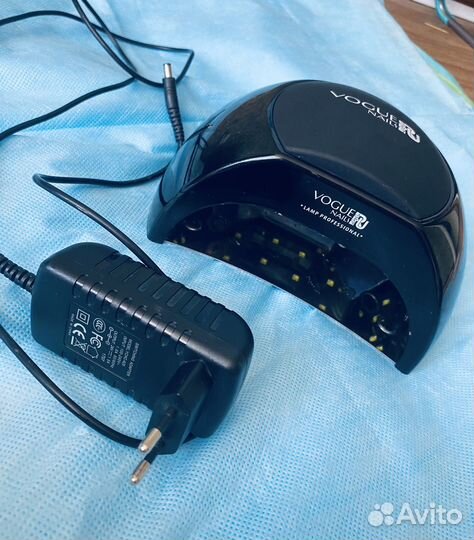 Лампа для сушки ногтей