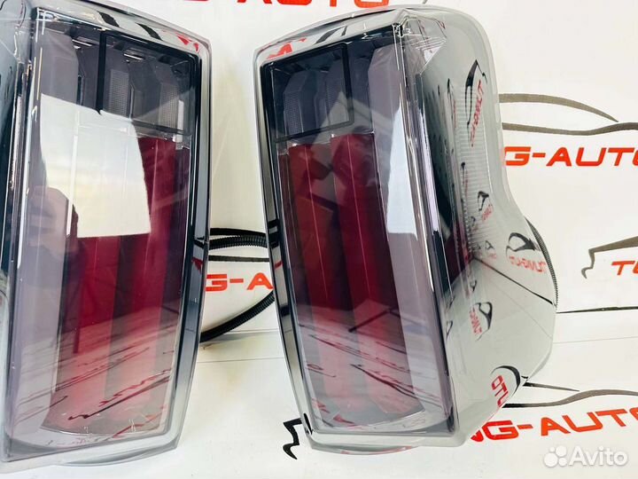 Стоп - сигналы Toyota Tundra 50 Q9130