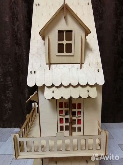 Домик кукольный с мебелью