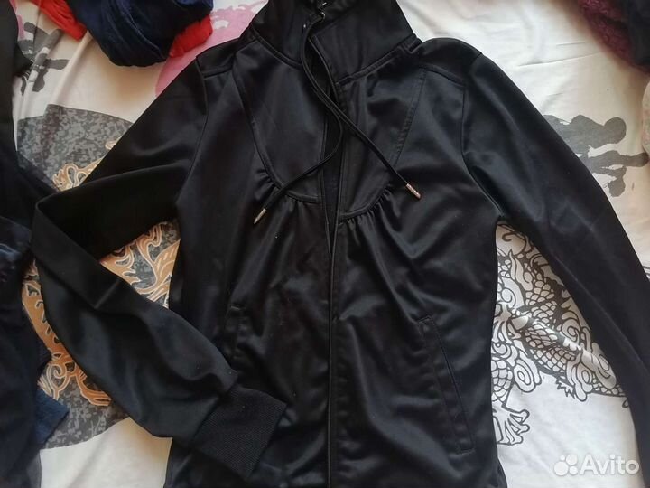 Спортивная одежда 42-44,44