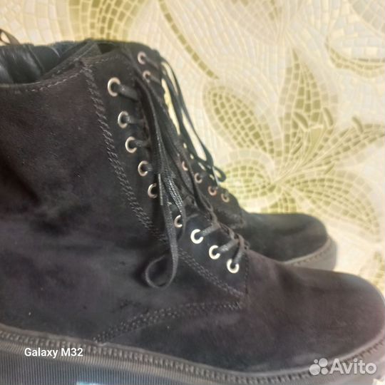 Ботинки женские 40 размер бу