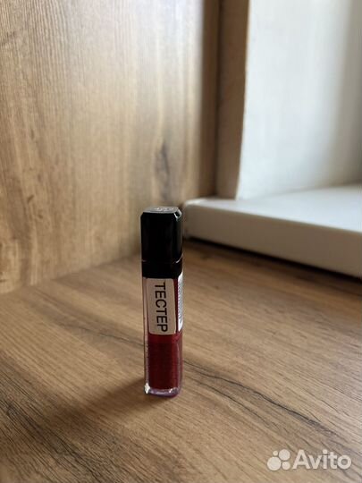 Блеск для губ Infaillible, 402 Forgive