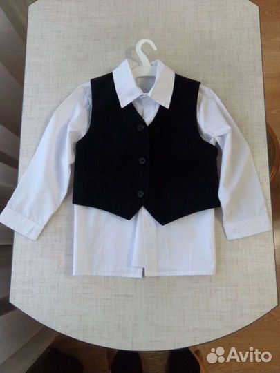 Рубашка+ жилет, рост 98-104 один раз одели и вырос
