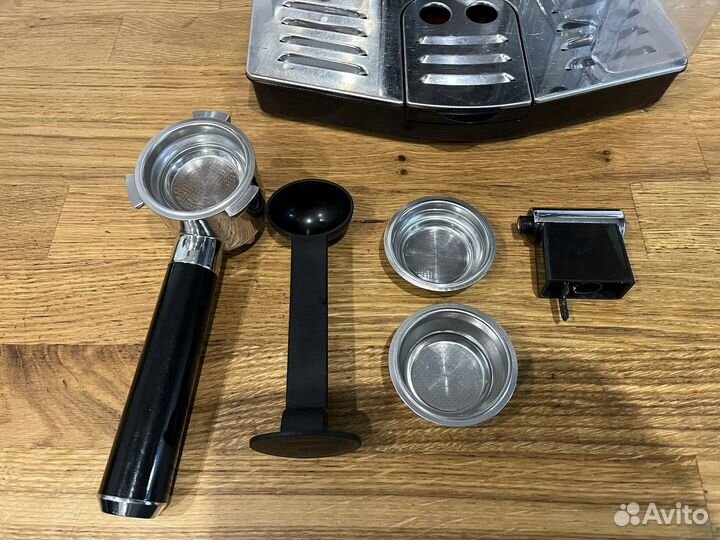 Кофемашина Delonghi EC850.M