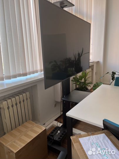 Стойка под телевизор