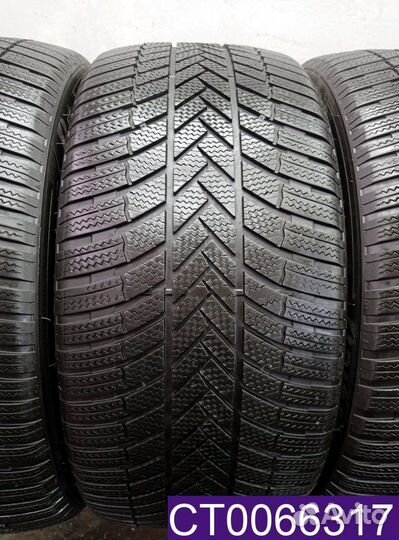 Bridgestone Blizzak LM005 RFT 295/40 R21 96T