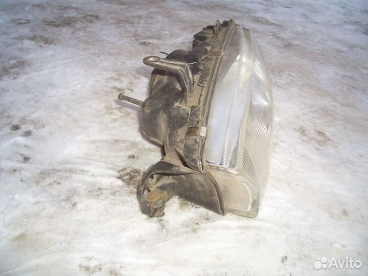 Фара левая Субару Легаси с93