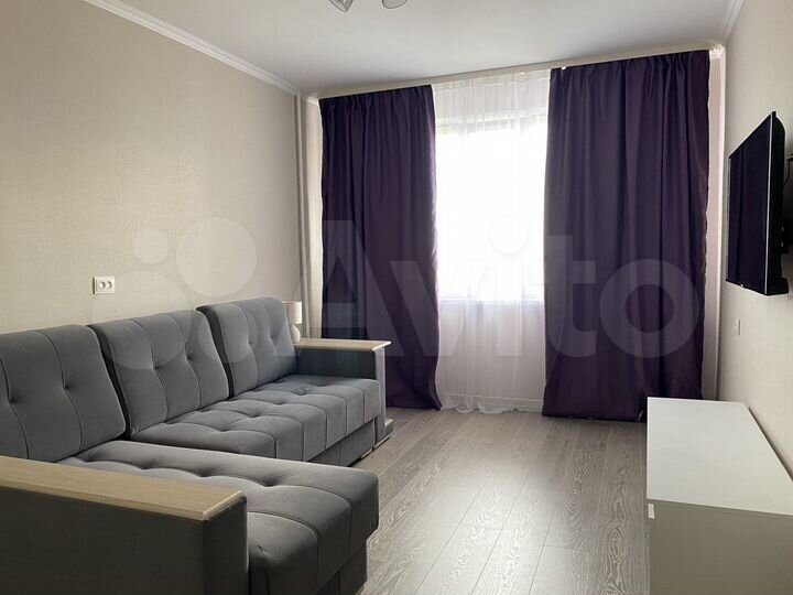 2-к. квартира, 54 м², 8/9 эт.