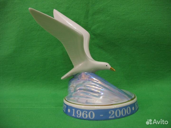 Фарфоровая статуэтка Чайка з-д Чайка