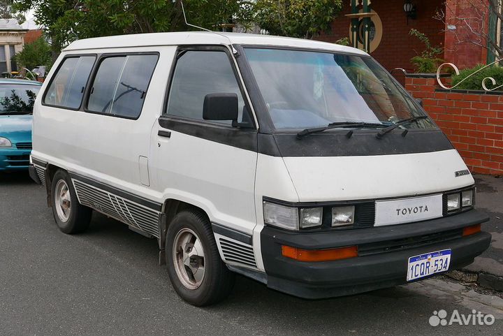 Лобовое стекло Toyota Liteace Van YR22V/27V 88-92