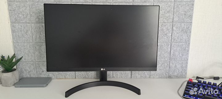 Монитор LG 22 Full HD 75 Гц