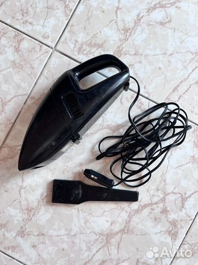 Автомобильный пылесос