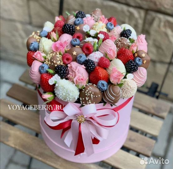 Подарки. Клубника в шоколаде