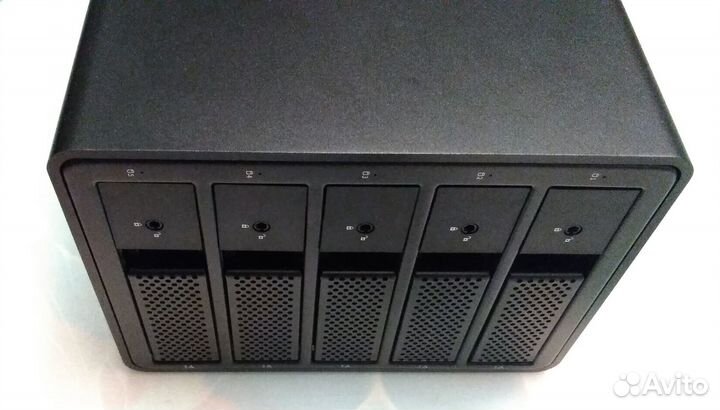 Док-станция дисковое хранилище Orico без хардов