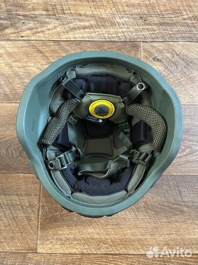 Военный шлем тактический