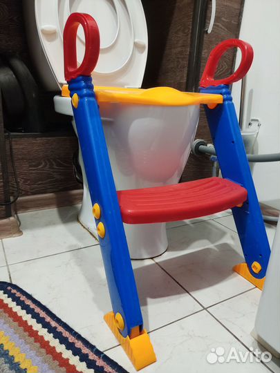 Детское сиденье для унитаза