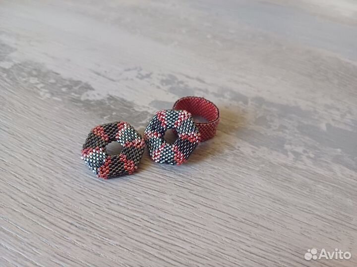 Комплект из бисера