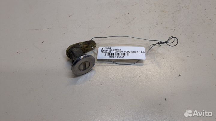 Личинка замка Renault Twingo, 1999