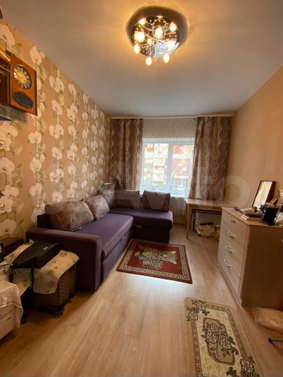 2-к. квартира, 58 м², 1/9 эт.