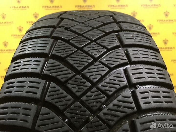 Pirelli Ice Zero FR 205/55 R16