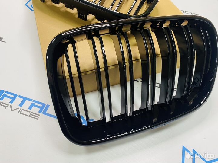 Решетка радиатора BMW F25 дорест М стиль, глянец