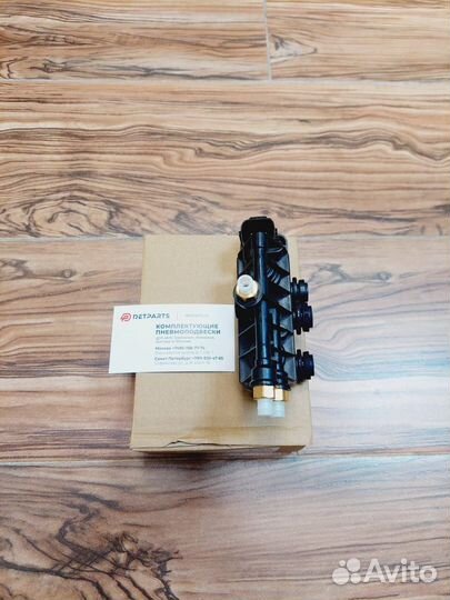 Land rover Discovery 4 блок клапанов RVH500060