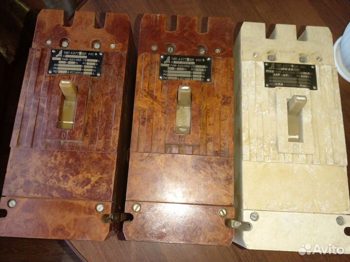 Автоматический выключатель а3776. Бр. 100а. 125а