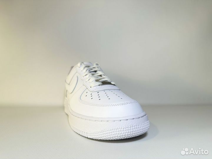 Оригинал Nike Air Force 1 Low '07 White 44EU