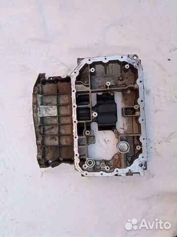 Верхний поддон Ауди а4 а6 а8 Audi A4 A6 A8