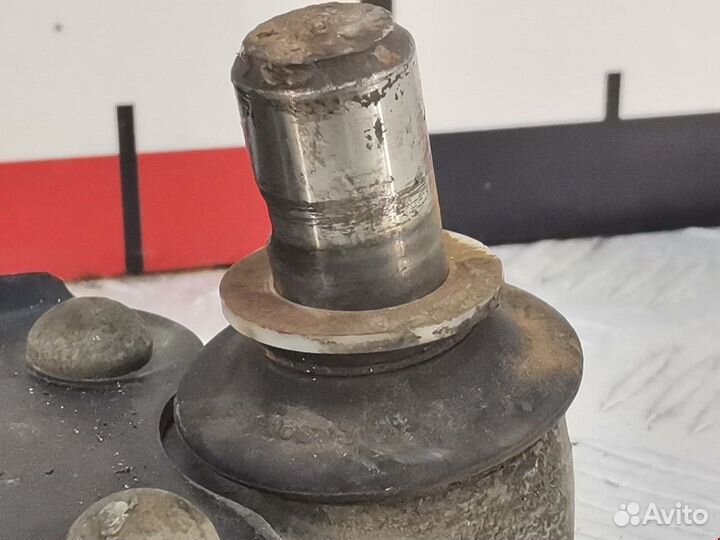 Рычаг передний правый Mercedes-Benz Vito W638 2002