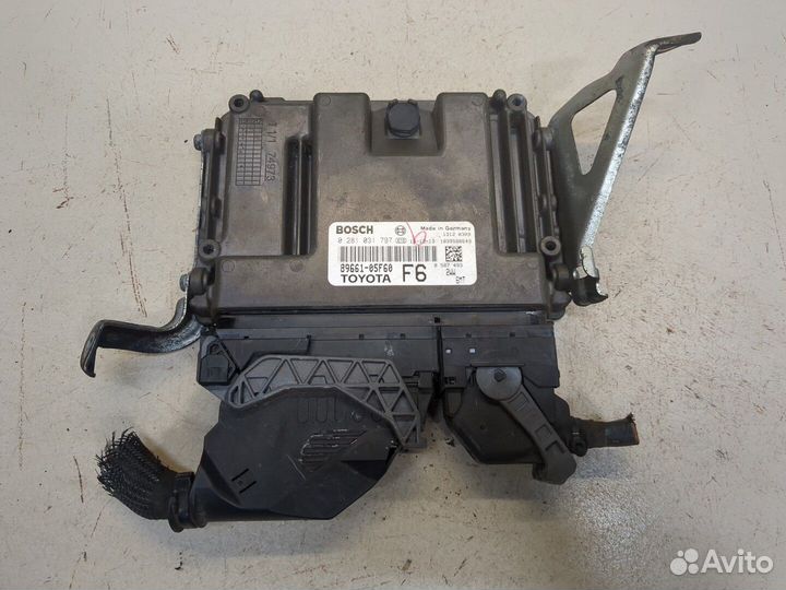 Блок управления двигателем Toyota Avensis 3, 2016