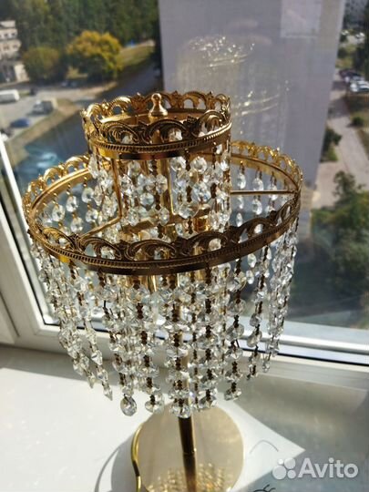 Лампа настольная декоративная