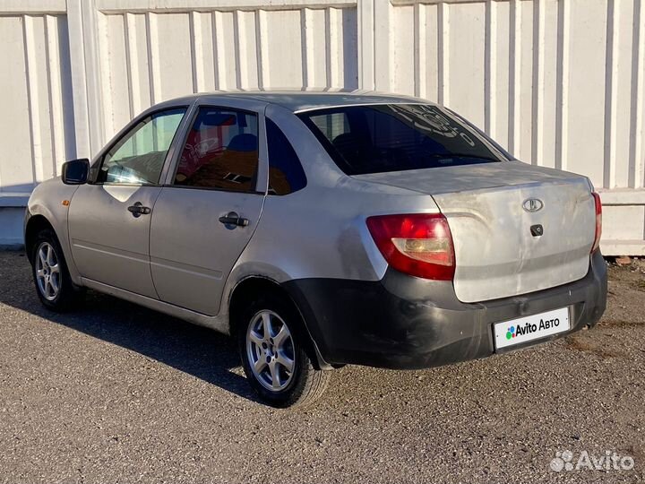 LADA Granta 1.6 МТ, 2012, 220 000 км