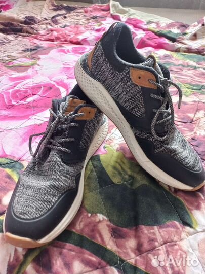Кроссовки мужские 43 размера