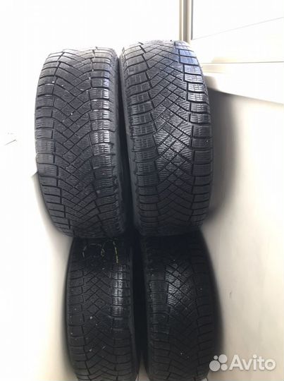 Pirelli Ice Zero FR 205/55 R16 94T