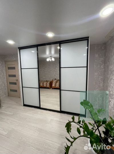 Шкаф стенка