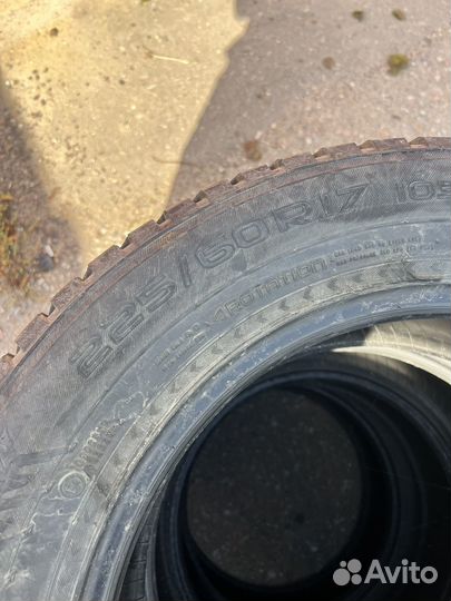 Nokian Tyres Hakkapeliitta 8 SUV 225/60 R17