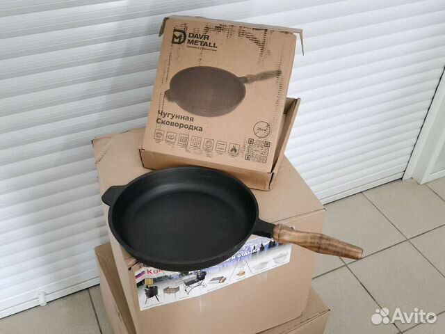 Чугунная сковорода 260х40 davr metall