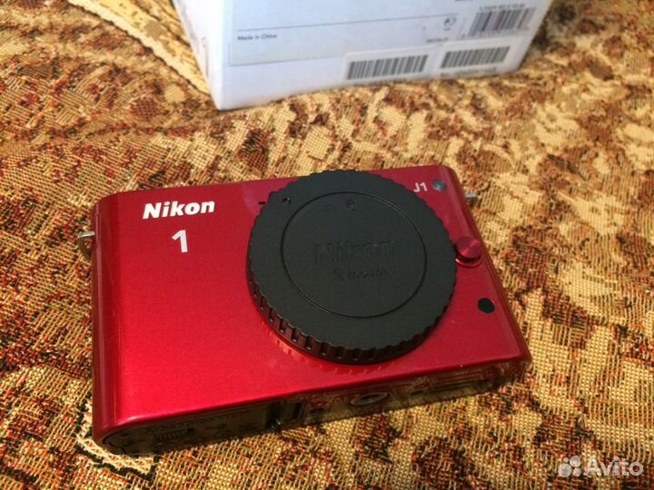 Фотоаппарат nikon 1 J1 + 10-30mm VR Red vva155k00