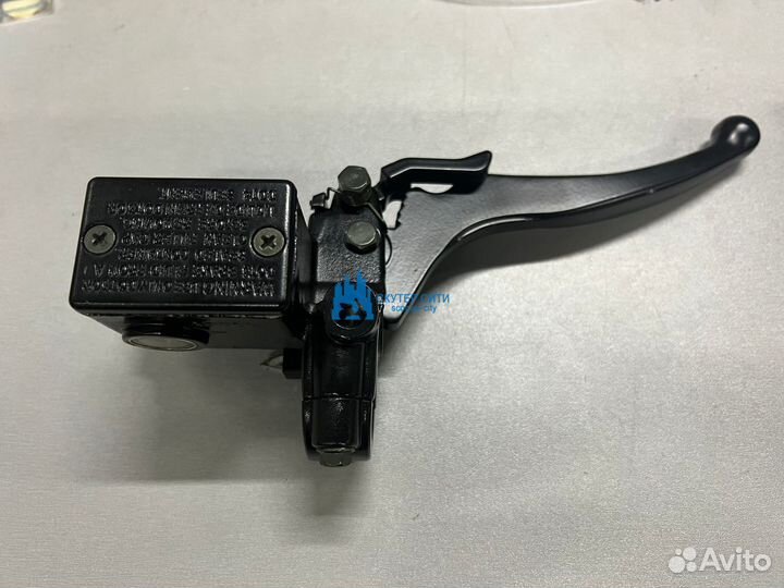 Цилиндр тормозной/тормозная машинка правый с парки