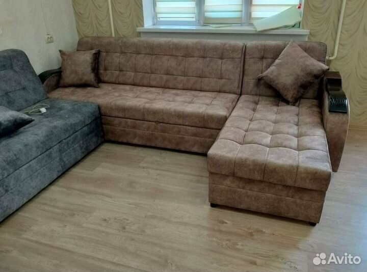 Диван угловой в наличии