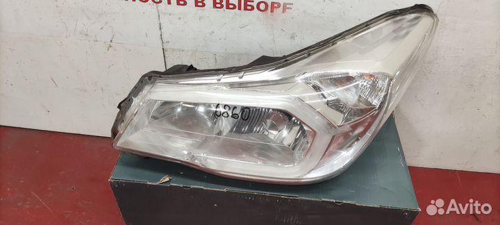 Фара передняя левая Subaru Forester SJ