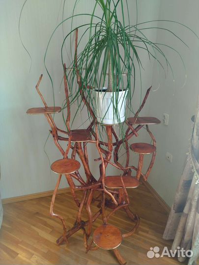 Подставки для цветов, деревянные