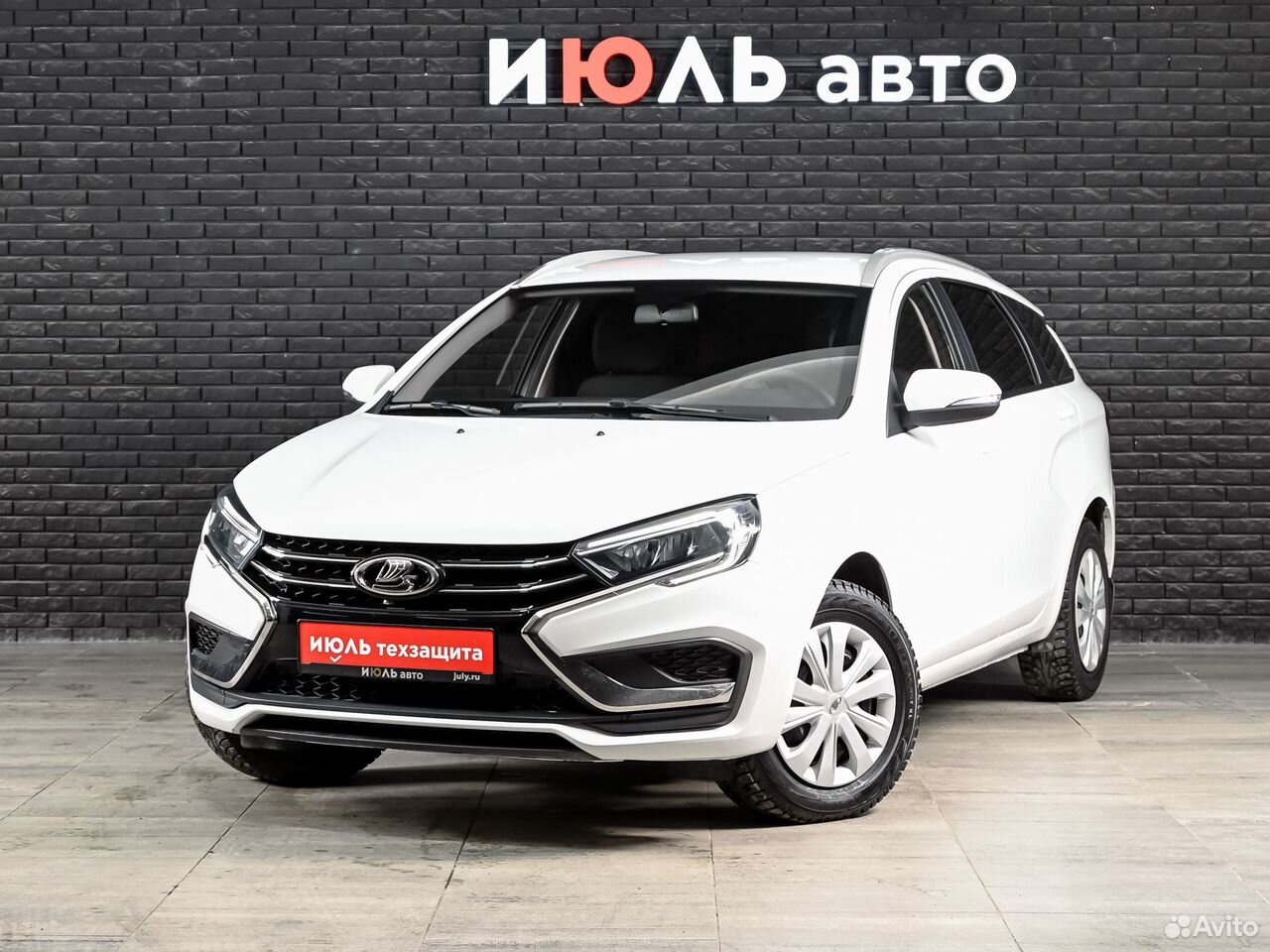 ВАЗ (LADA) Vesta 1.8 CVT, 2024, 14 429 км
