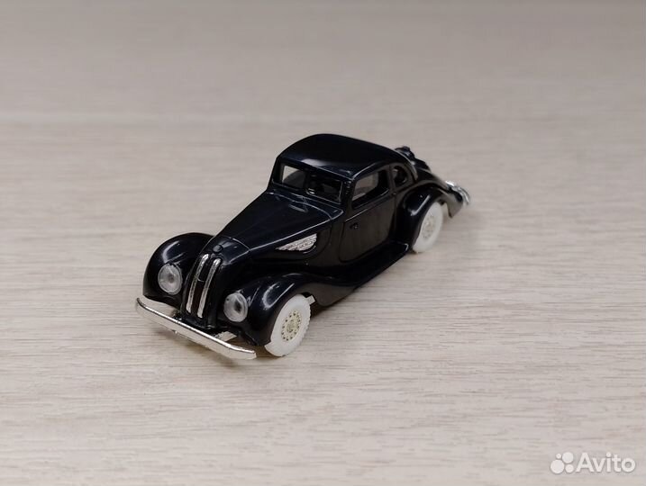 A31.3) BMW 327 (1937-1941) чёрный