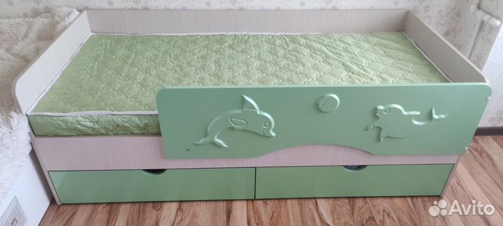 Детская кровать от 3 лет с бортикамом