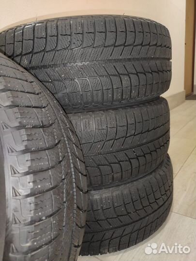 Michelin X-Ice 3 205/55 R16 94H